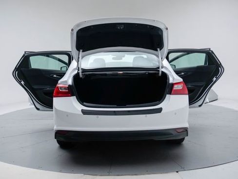 Used 2024 Chevrolet Malibu LT image 20