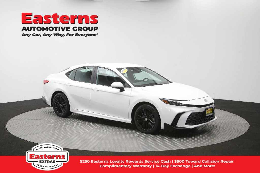 Used 2025 Toyota Camry SE FWD image 50