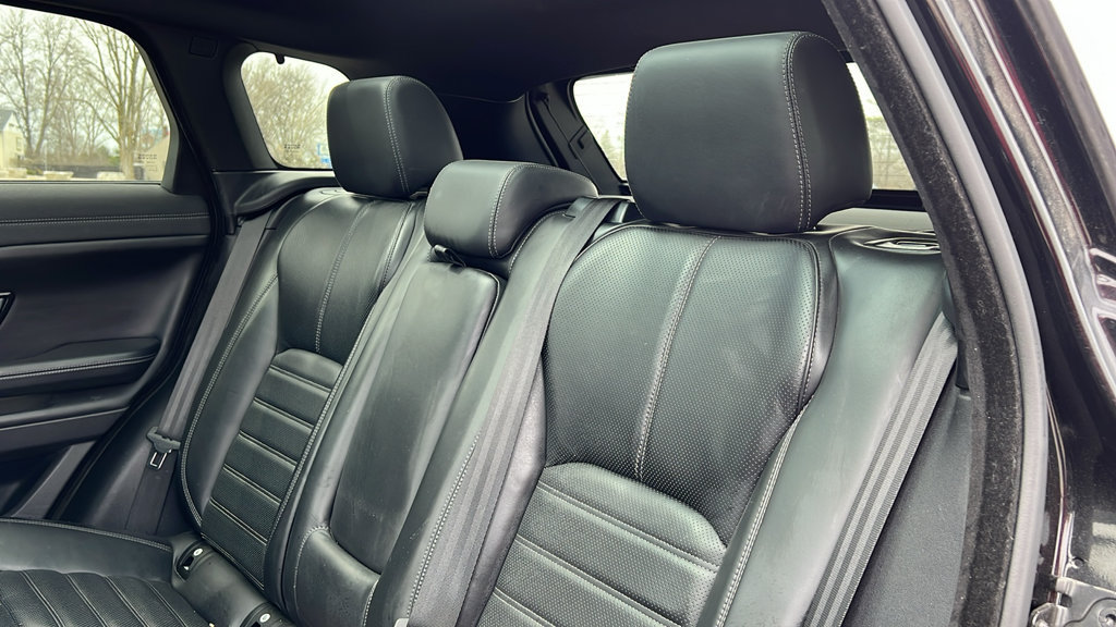 Used 2016 Land Rover Range Rover Evoque HSE Dynamic AWD/4WD image 32