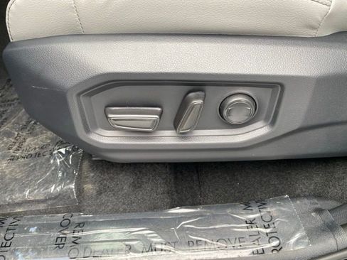 New 2026 Toyota Tundra SR5 AWD/4WD image 22