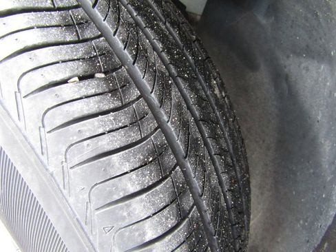 Used 2025 Chevrolet Trax LT image 24