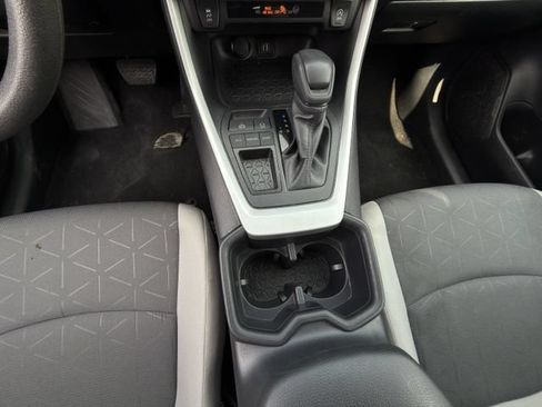 Certified 2025 Toyota RAV4 XLE FWD image 20
