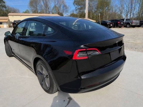 Used 2021 Tesla Model 3 Standard Range Plus RWD image 5
