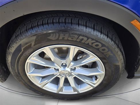 Used 2025 Honda CR-V EX image 8