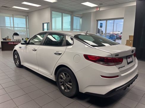Used 2020 Kia Optima LX image 5
