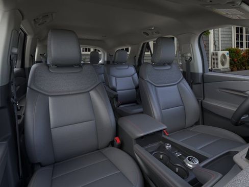 New 2026 Ford Explorer Active w/ Active Comfort Package RWD image 10