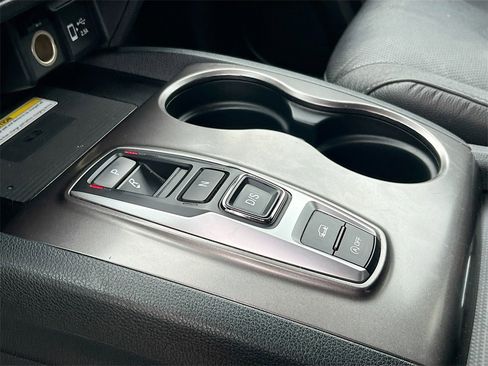 Used 2023 Honda Passport EX-L image 16