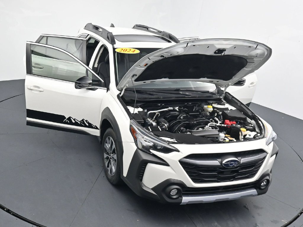 Used 2024 Subaru Outback Limited AWD/4WD image 39