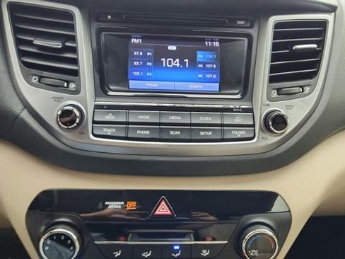 Used 2017 Hyundai Tucson SE FWD image 15