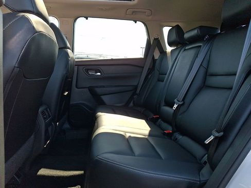 Certified 2023 Nissan Rogue SL w/ SL Premium Package image 10