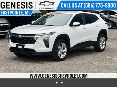 Used 2024 Chevrolet Trax LS w/ LS Convenience Package