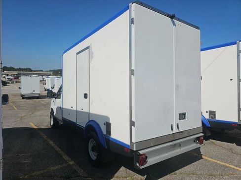 Used 2023 Ford E-350 and Econoline 350 Super Duty w/ Power Windows & Locks Group RWD image 2