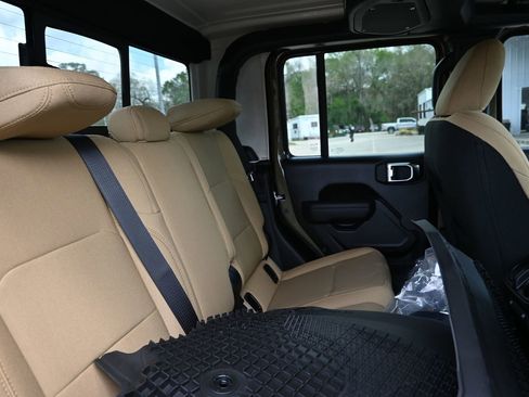New 2026 Jeep Gladiator Willys image 20