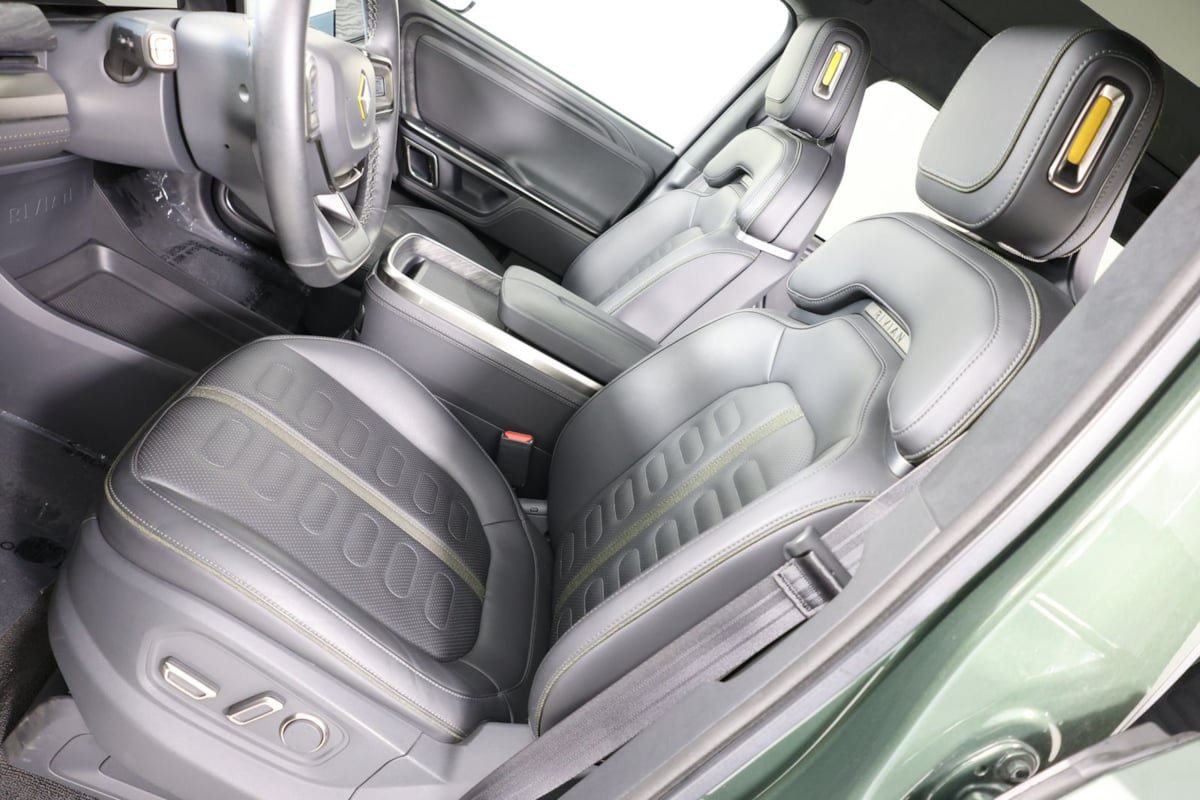 Used 2022 Rivian R1S Launch Edition Quad AWD/4WD image 9