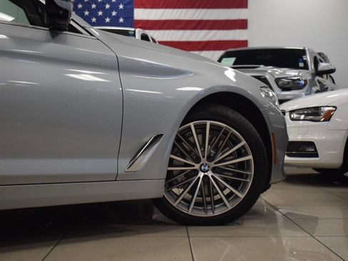 Used 2018 BMW 540i image 31