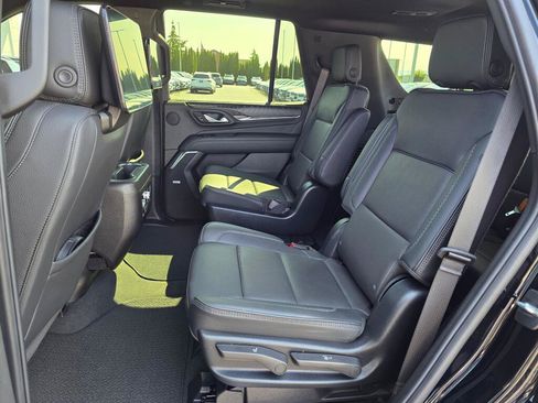 Used 2024 GMC Yukon Denali w/ Denali Reserve Package AWD/4WD image 22