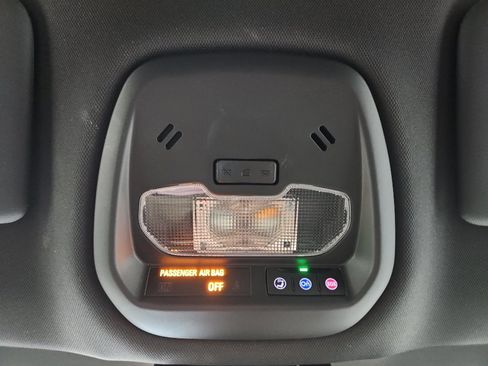 Used 2024 Buick Envista Sport Touring w/ Convenience I Package image 25