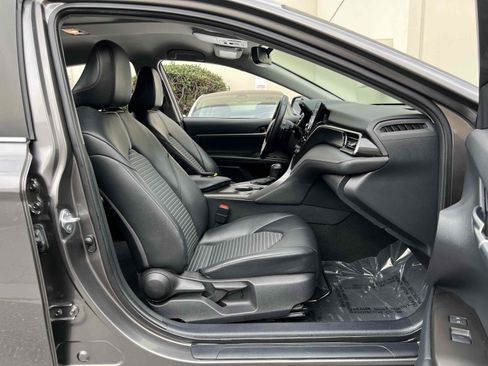 Used 2021 Toyota Camry SE w/ Convenience Package image 55
