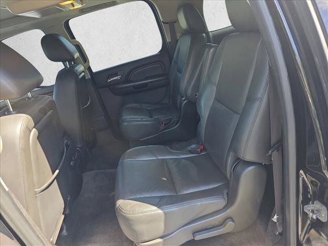 Used 2012 GMC Yukon XL Denali AWD/4WD image 14