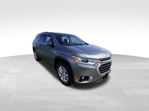 Used 2020 Chevrolet Traverse LT AWD/4WD image 4