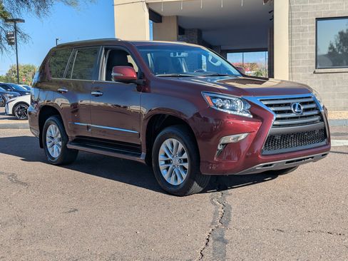 Used 2019 Lexus GX 460 image 33