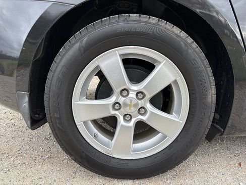 Used 2016 Chevrolet Cruze LT image 32