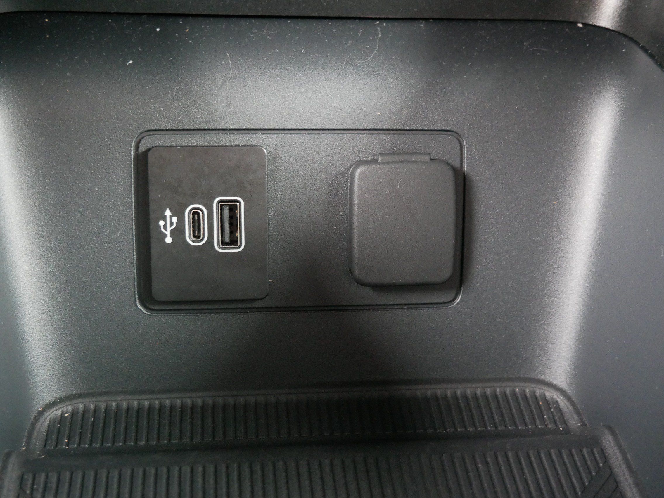 Used 2026 Ford Explorer ST w/ Sun And Sound Package AWD/4WD image 31