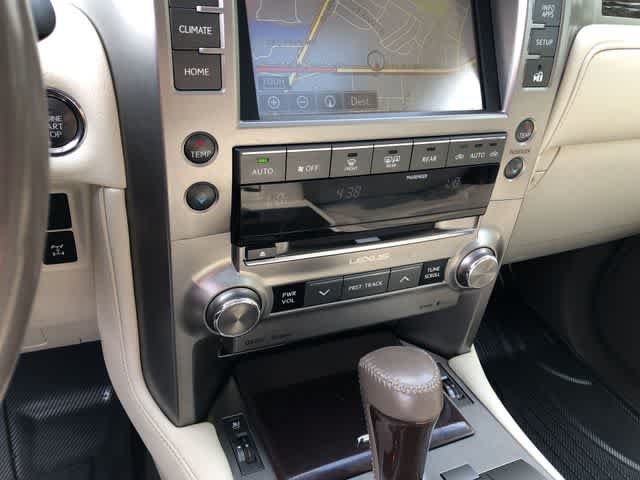 Used 2018 Lexus GX 460 Premium w/ Premium Package AWD/4WD image 25