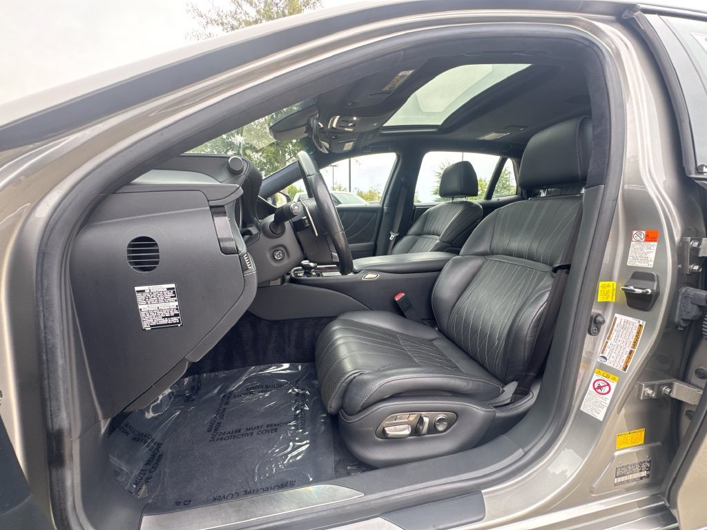 Used 2018 Lexus LS 500 w/ Interior Upgrade Package RWD image 19