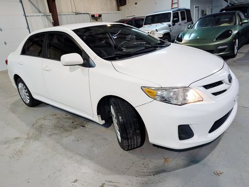 Used 2012 Toyota Corolla LE image 8