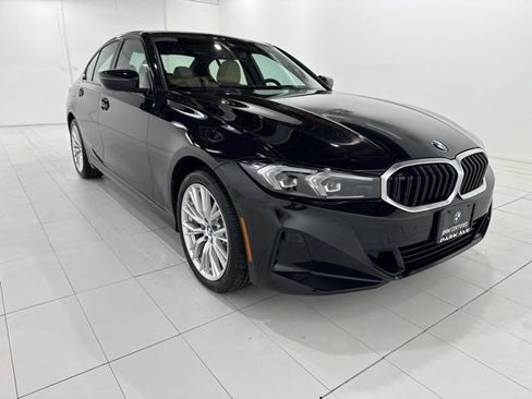 Used 2023 BMW 330i xDrive Sedan w/ Premium Package AWD/4WD image 7