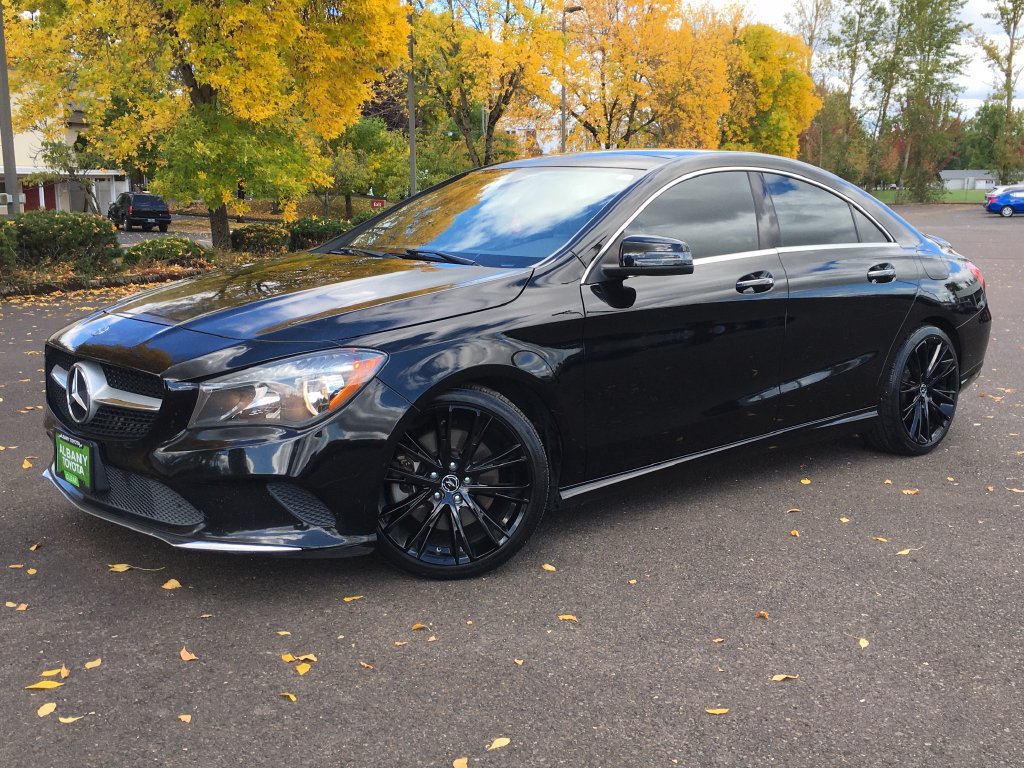 Used 2018 Mercedes-Benz CLA 250 4MATIC image 1
