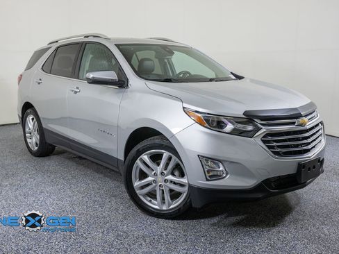 Used 2021 Chevrolet Equinox Premier AWD/4WD image 1