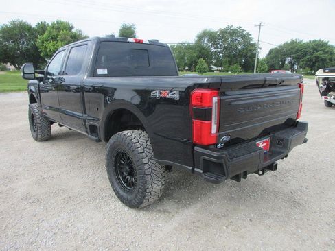 New 2026 Ford F250 Platinum AWD/4WD image 9