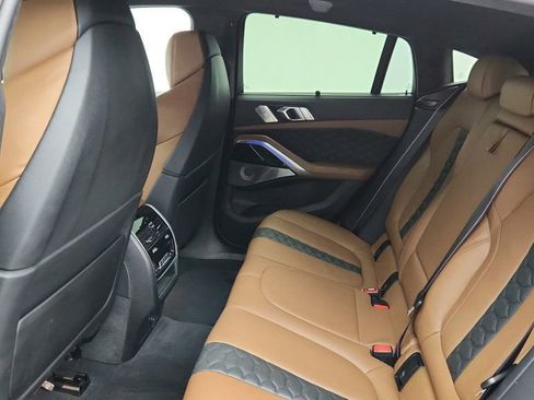 Used 2021 BMW X6 M image 23