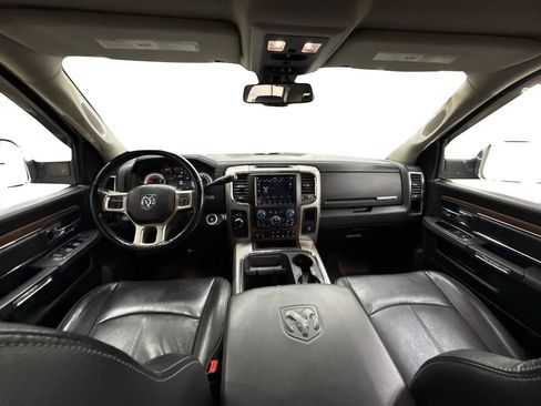 Used 2018 RAM 2500 Laramie w/ Convenience Group image 17