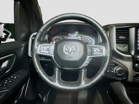 Used 2020 RAM 1500 Big Horn AWD/4WD image 13