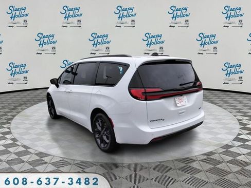 New 2026 Chrysler Pacifica Select w/ S Appearance Package AWD/4WD image 7