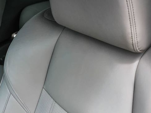 Used 2015 INFINITI Q70 L 3.7 w/ Deluxe Touring Package RWD image 25