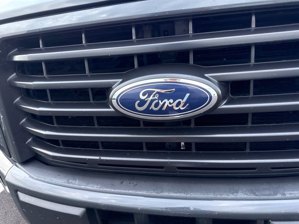 Used 2016 Ford F150 XLT w/ Equipment Group 302A Luxury AWD/4WD image 7