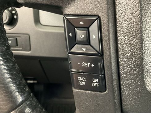 Used 2011 Ford F150 XLT w/ XLT Chrome Pkg image 13