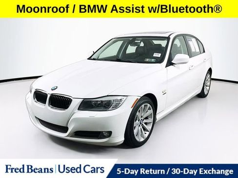 Used 2011 BMW 328i xDrive Sedan image 3