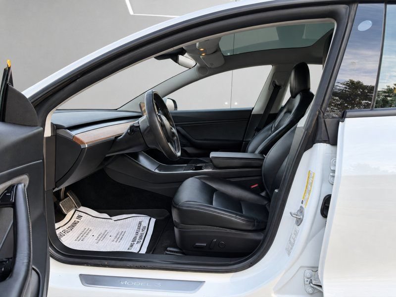Used 2020 Tesla Model 3 Performance AWD/4WD image 9