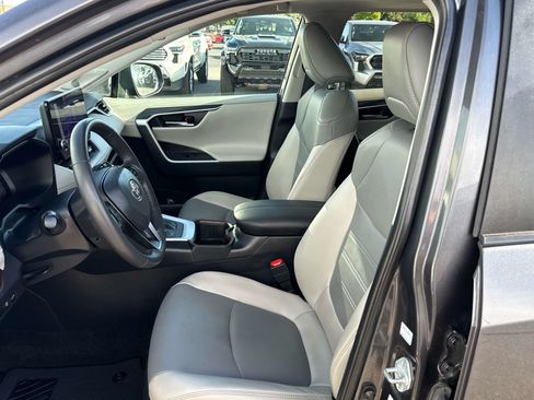 Used 2024 Toyota RAV4 Limited AWD/4WD image 11