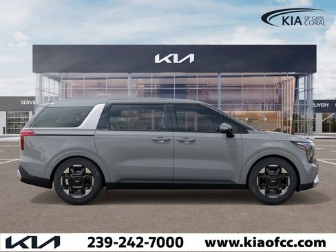 New 2026 Kia Carnival EX image 7