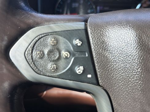 Used 2015 Chevrolet Silverado 2500 High Country w/ Duramax Plus Package image 13