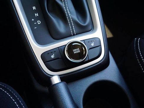 New 2026 Hyundai Venue SEL FWD image 12