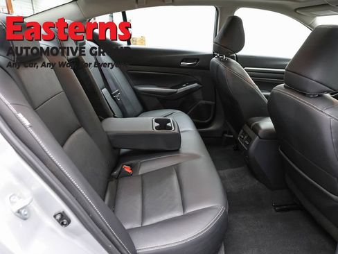 Used 2023 Nissan Altima 2.5 SL FWD image 23