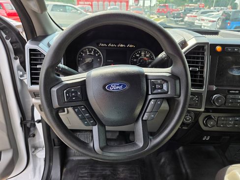 Used 2020 Ford F150 XLT w/ Trailer Tow Package AWD/4WD image 6