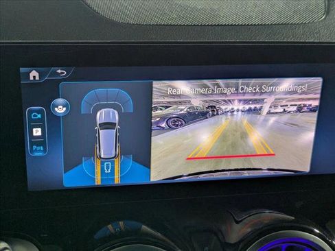 New 2025 Mercedes-Benz GLB 250 4MATIC image 13